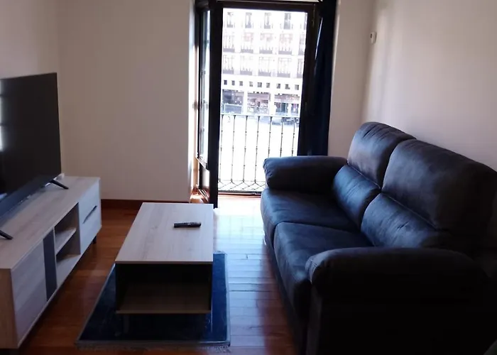 Plaza Mayor Con Garaje Бургос